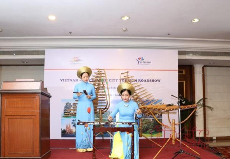 HCM City promotes tourism potential in India - ảnh 2